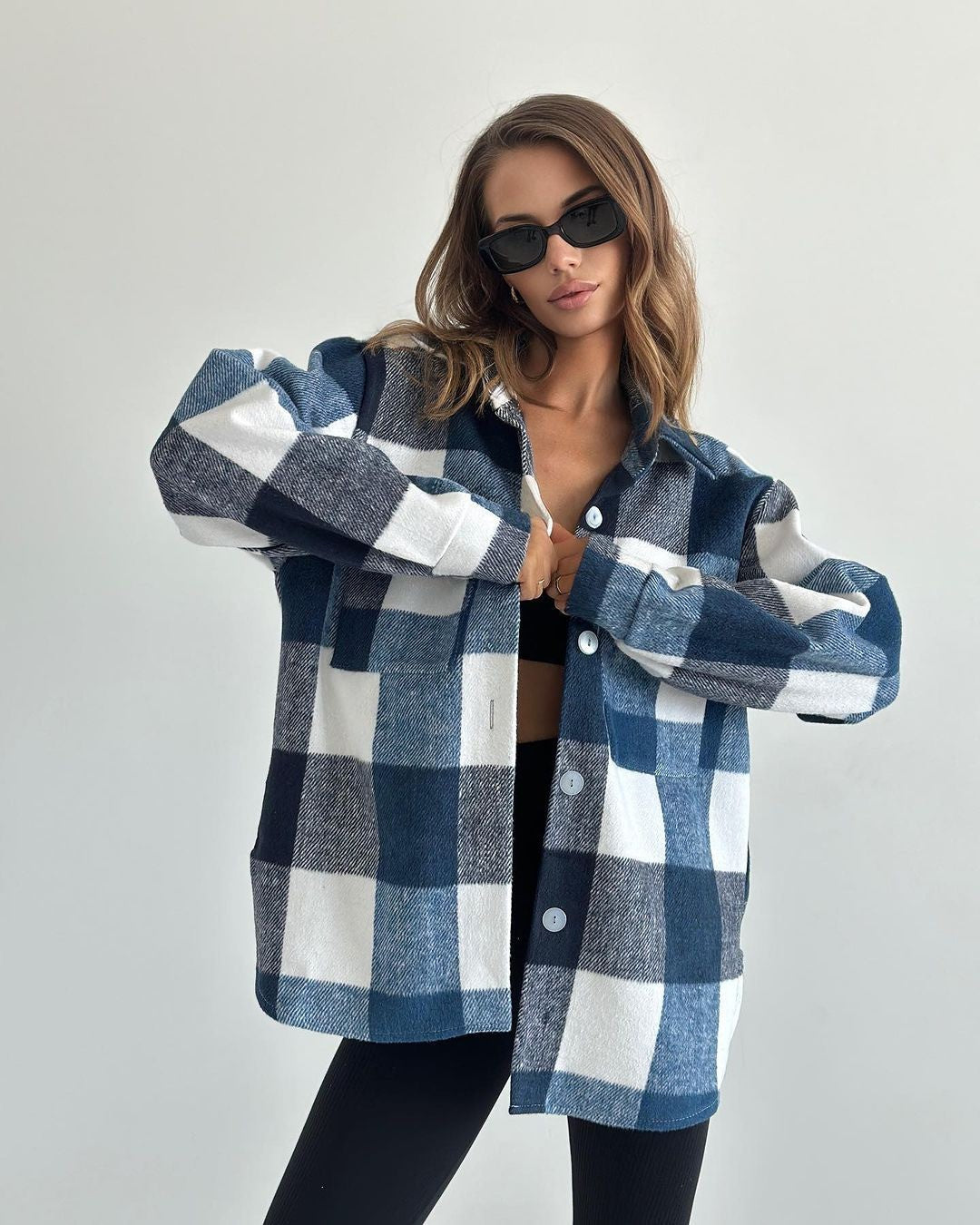 Damen Karierter Overshirt im Shacket-Stil mit Saumtaschen und Knopfverschluss Echoarchiv