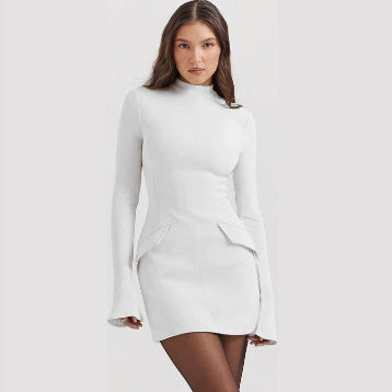 Damen nan tailliertes Minikleid mit Stehkragen Glockenärmeln und Peplum-Detail Echo Archiv
