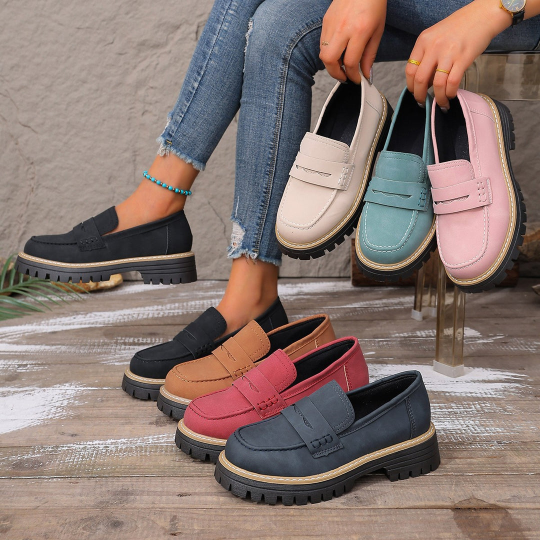 Damen lässiger Chunky-Loafer mit grober Profilsohle gepolstertem Komfortfußbett und dekorativem Steg Echo Archiv