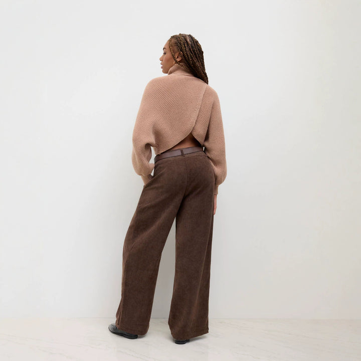 Damen Elegante und Weit geschnittene Cordhose Echo Archiv