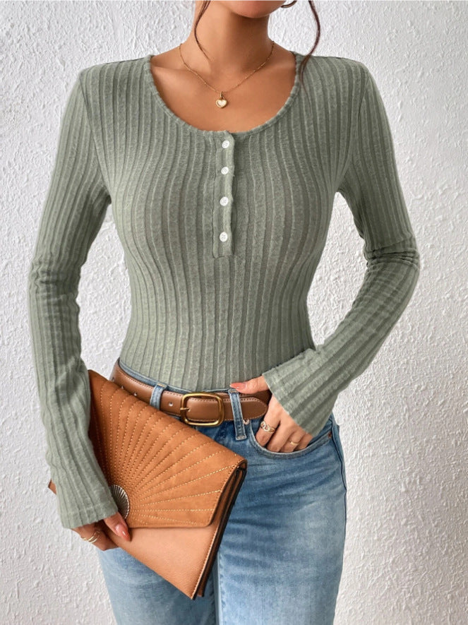 Damen Gerippter Feinstrick-Body mit Henley-Knopfleiste und taillierter Passform – Bodéline