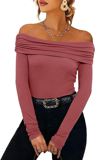 Damen Figurbetontes Schulterfreies Langarm Feinstrickshirt mit Carmenausschnitt Echo Archiv