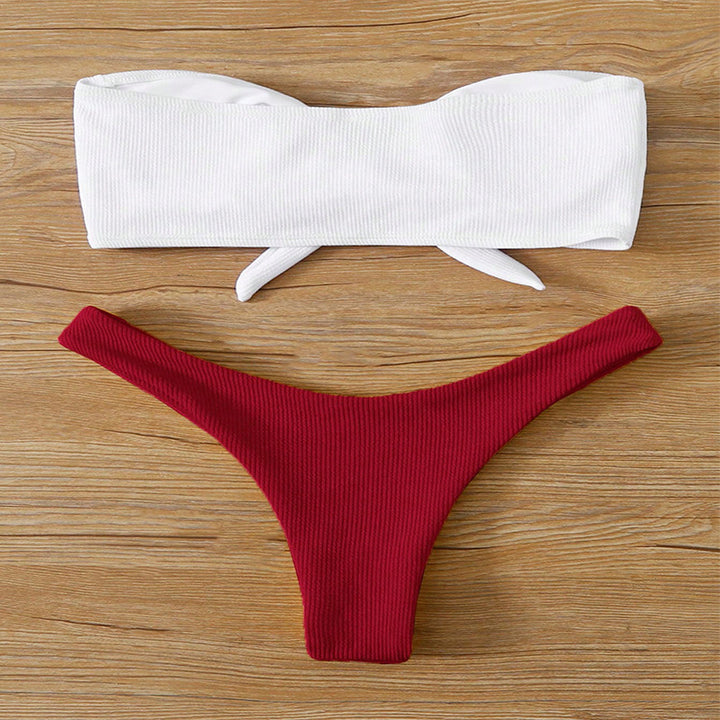 Damen Bandeau-Bikini mit modischem Knoten und hohem Beinausschnitt Echo Archiv