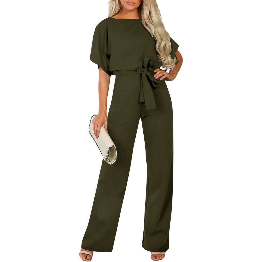Damen langer Jumpsuit mit innovativem Bindegürtel und angeschnittenen Ärmeln – Solévia