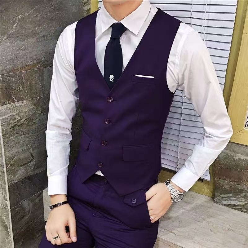 Herren eleganter Slim-Fit Anzug mit praktischen Taschen Echoarchiv