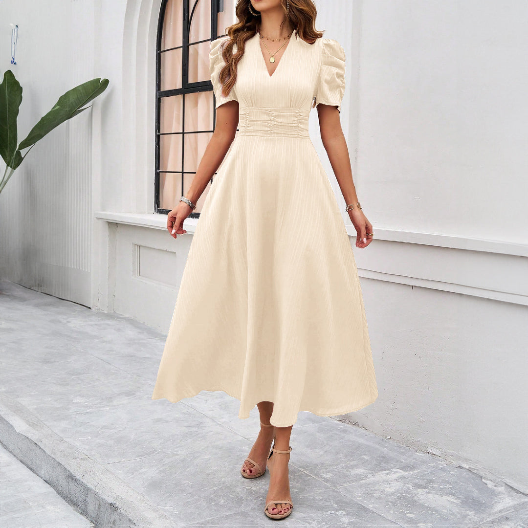 Damen Maxikleid mit elegant verarbeiteten Puffärmeln und taillierter Silhouette Echo Archiv