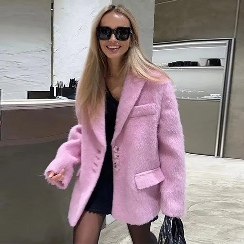Damen taillierter Kurzmantel-Blazer in Teddyoptik mit Reverskragen und Pattentaschen – Montévia