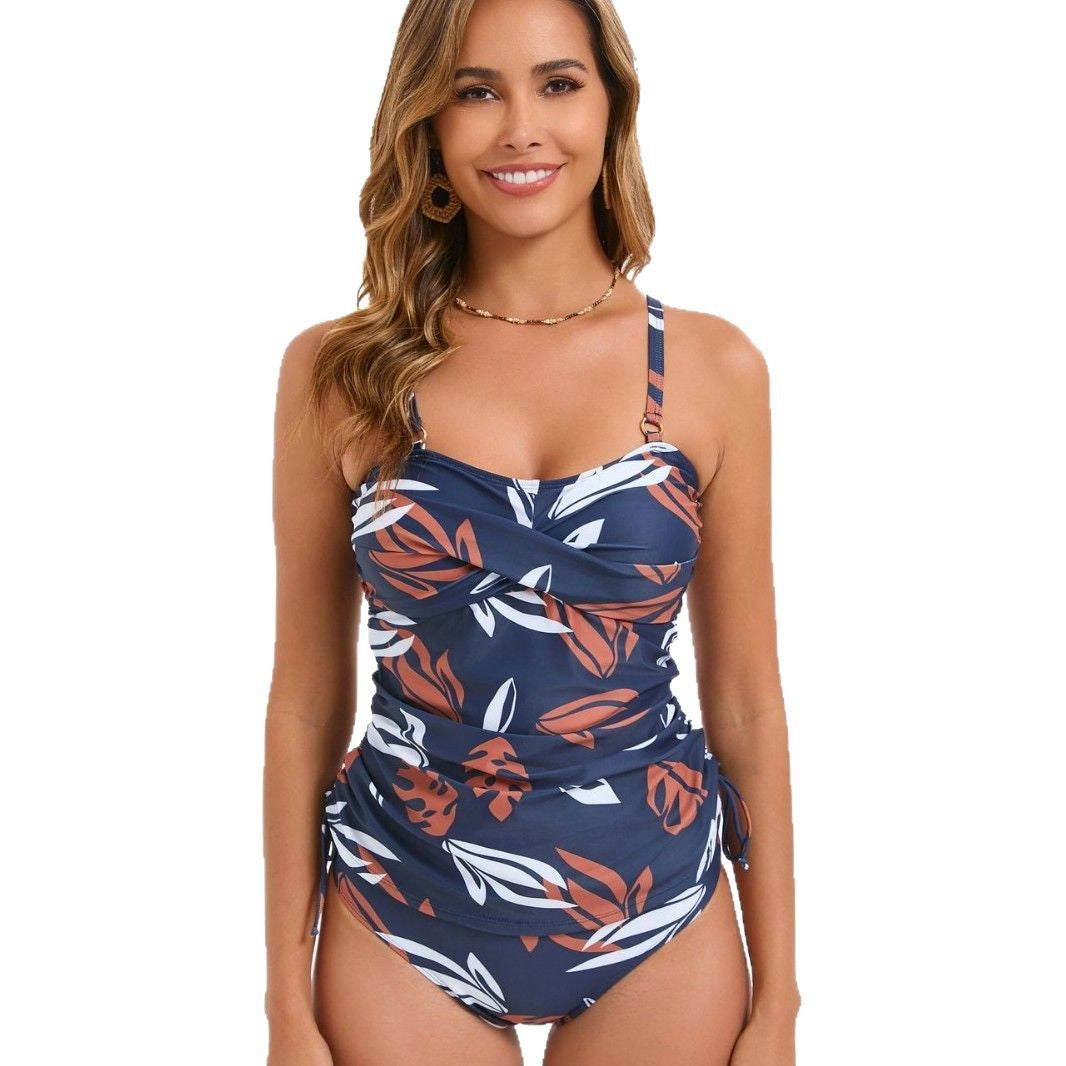 Damen Einteiler Badeanzug mit raffinierten Rüschendetails und floralem Design Echo Archiv