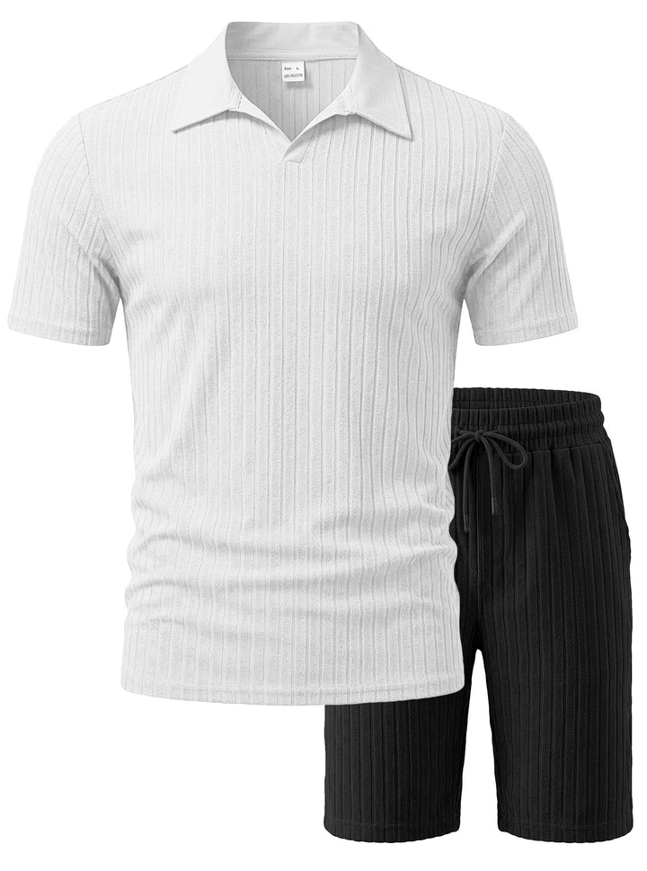 Herren nan Strick-Lounge-Ensemble mit Polokragen V‑Einsatz und Tunnelzug-Bermudas Echo Archiv