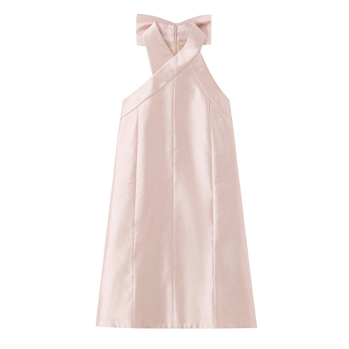 Damen Abendkleid mit asymmetrischem Schnitt und eleganter Rückenverzierung Echo Archiv