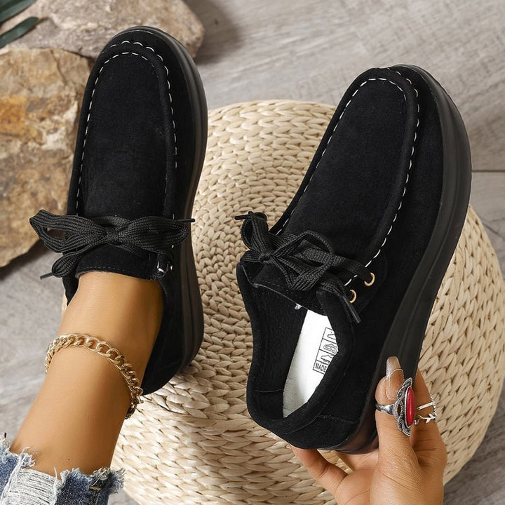 Damen Keilsneaker im Mokassinstil mit Veloursoptik und gepolsterter Komfortsohle Echo Archiv