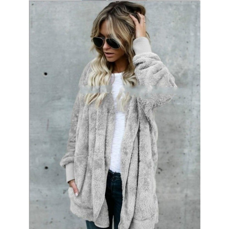 Damen Kuschelige Teddy‑Fleece‑Cardigan mit Kapuze, Oversize‑Schnitt und aufgesetzten Taschen – Veloura
