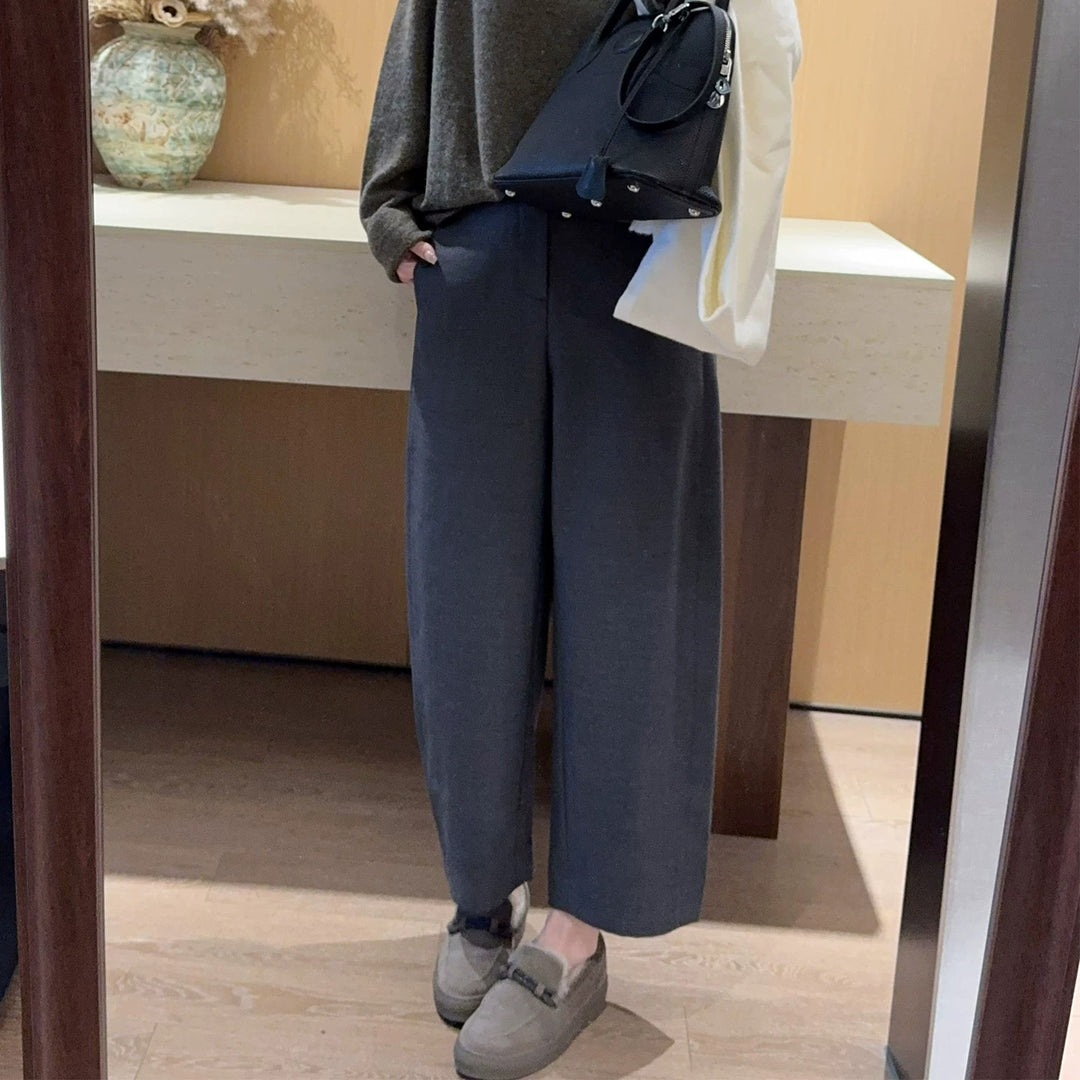 Damen Elegante und weite Anzughose Echoarchiv
