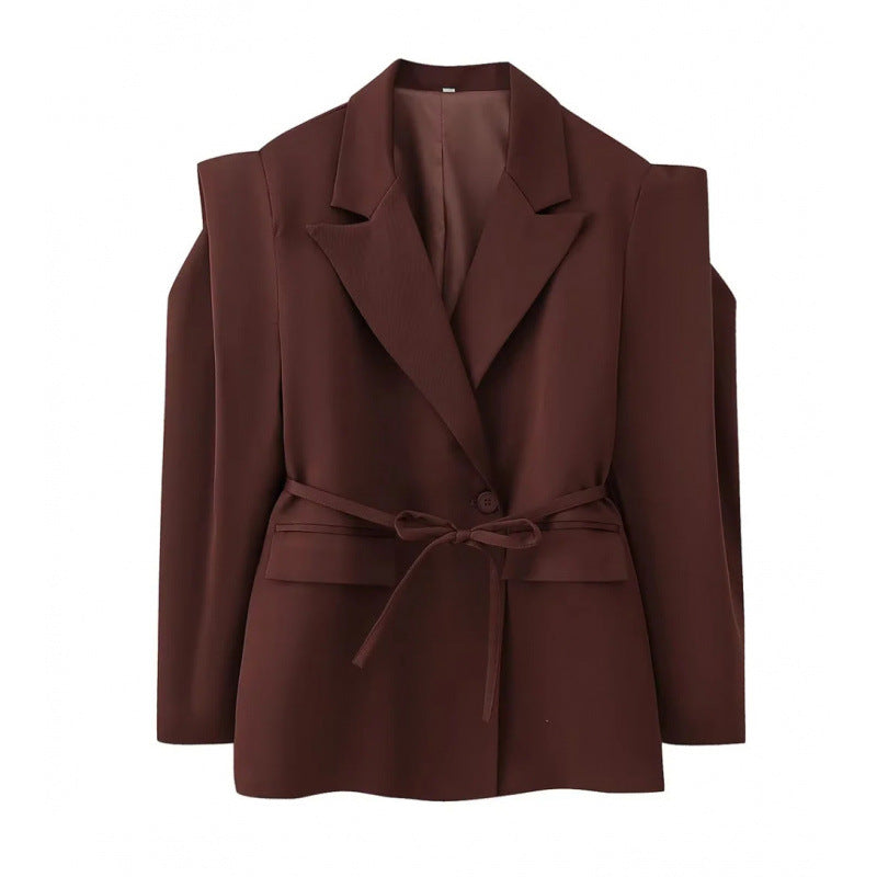 Damen Taillierter Blazer mit zarter Bindeband-Taille, betonter Schulterpartie und Pattentaschen Echo Archiv