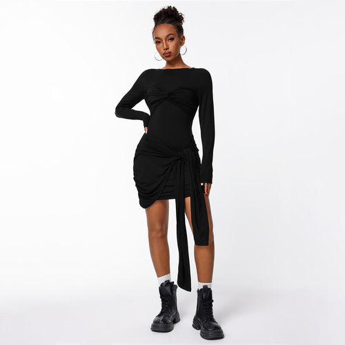 Damen figurbetontes Minikleid mit asymmetrischer Knotendrapierung, taillierter Raffung und langem Ärmelschal – Élara