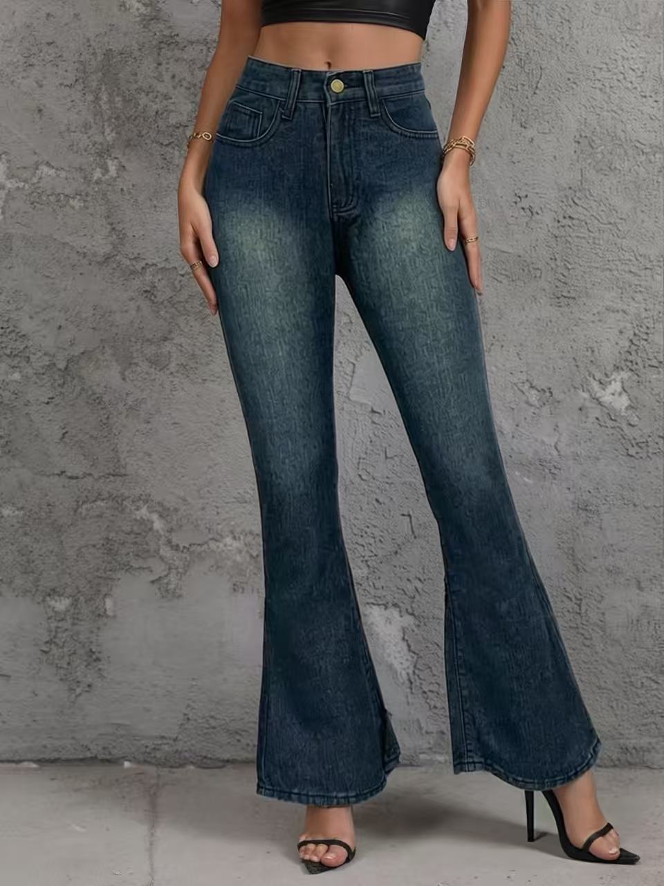 Damen Flared Jeans mit hohem Bund und einzigartigem Strukturdesign Echo Archiv
