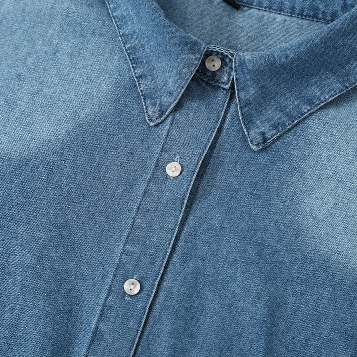 Damen Denim-Hemdbluse mit leichtem Puffärmel und klassischem Hemdkragen Echoarchiv