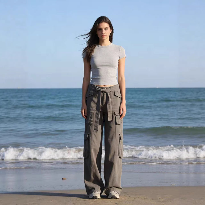 Damen nan weite Cargo-Hose mit hoher Taille, Bindegürtel und mehreren aufgesetzten Klappentaschen Echo Archiv