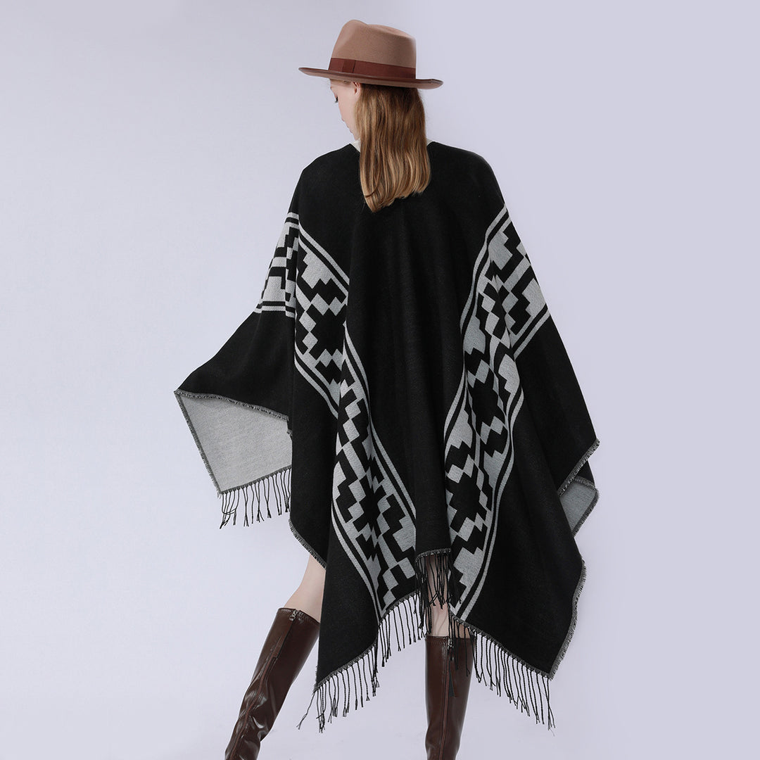 Damen Oversize-Cape mit geometrischem Jacquard, Fransensaum und Wendefunktion Echo Archiv