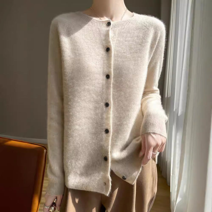 Damen Kurzgeschnittener Feinstrick-Cardigan mit Rundhalsausschnitt und schimmernder Knopfleiste Echoarchiv