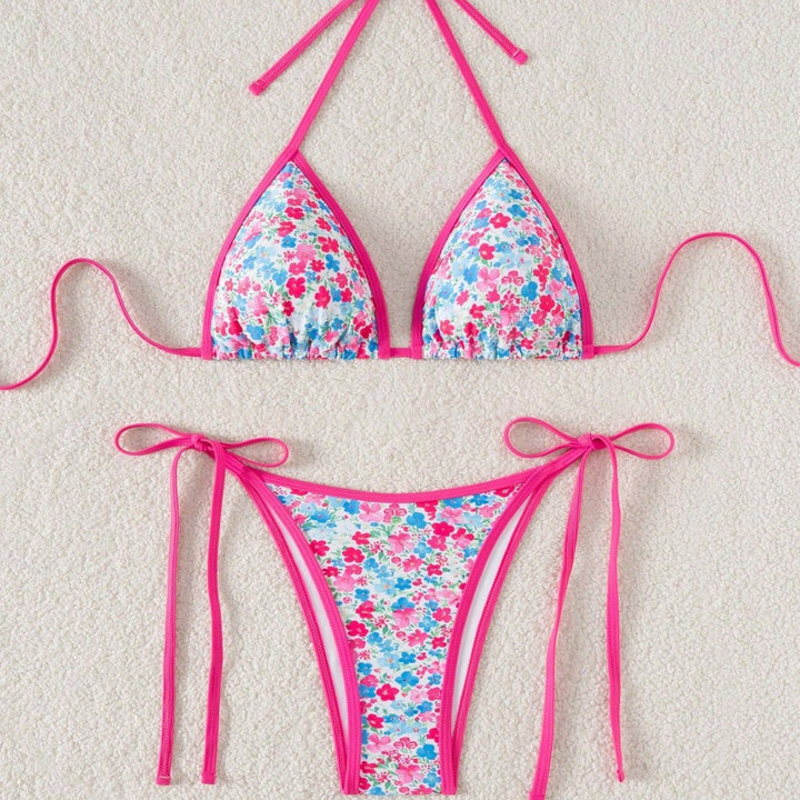 Damen verspielter Triangel-Bikini mit seitlichen Bindebändern Echo Archiv