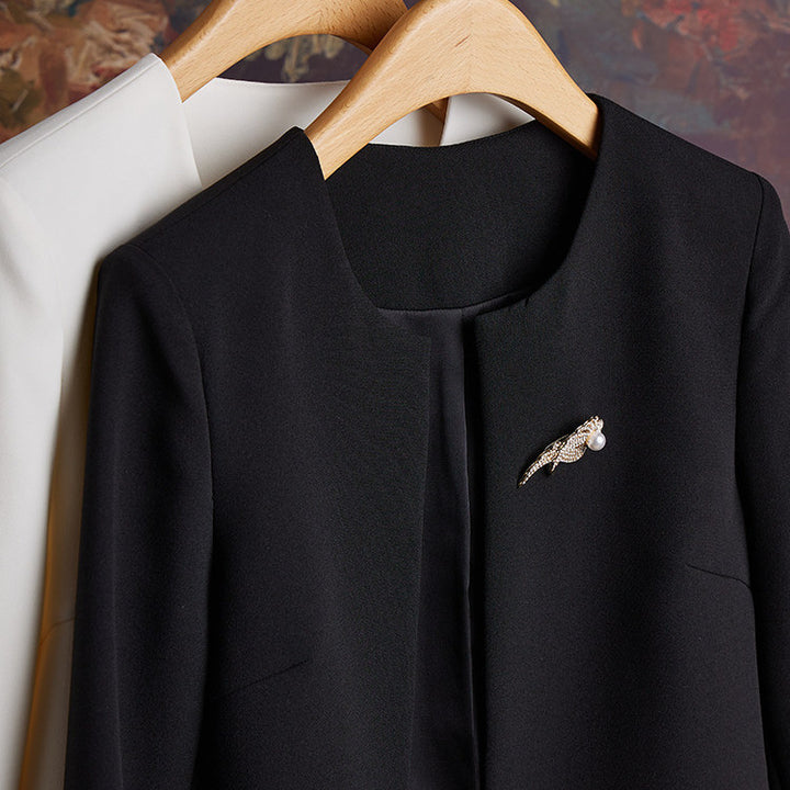 Damen Elegante Blazerjacke mit schickem Verschluss Echoarchiv