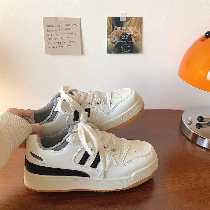 Damen Sportliche Sneakers mit hochwertiger Dämpfung und atmungsaktivem Obermaterial Echo Archiv