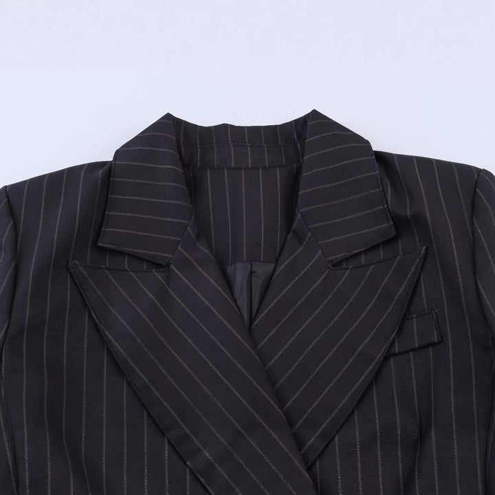 Damen Doppelreihiger Nadelstreifen-Blazer mit taillierter Silhouette Echo Archiv