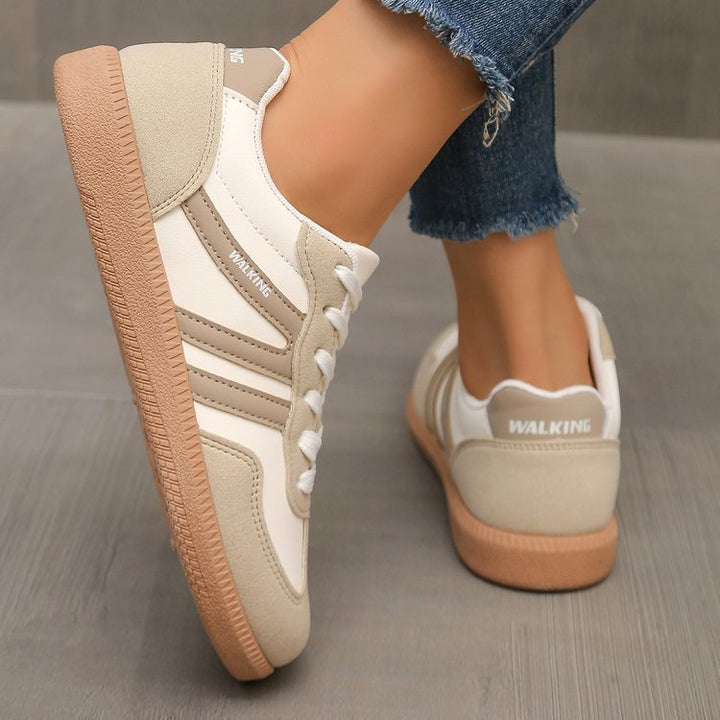 Damen Retro-Sneaker mit Gummisohle, leichtem Textilfutter und Komfortfußbett – Névara