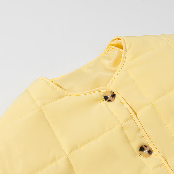 Damen Leichte gesteppte Kurzjacke mit Rundhalsausschnitt und aufgesetzten Taschen Echo Archiv