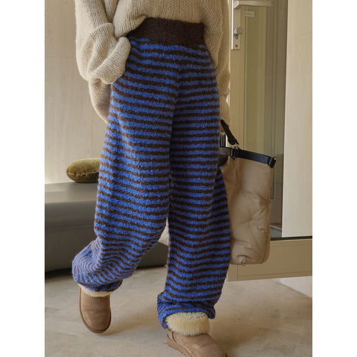 Damen Flauschige hochgeschnittene Bouclé‑Strickhose im Palazzoschnitt Echoarchiv