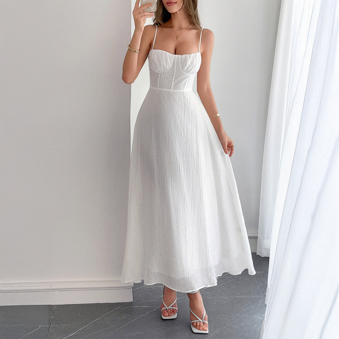 Damen Sommerliches Maxikleid mit verstellbaren Trägern und taillierter Passform Echo Archiv