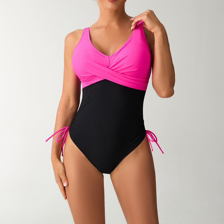Damen Einteiliger Badeanzug mit raffiniertem Wickeldesign Echo Archiv