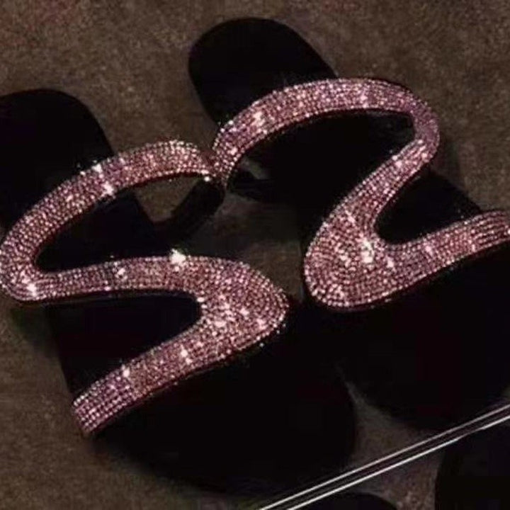 Damen Glitzer-Sandale mit geschwungenen Strass‑Riemen und gepolstertem Komfortfußbett – Sorelia