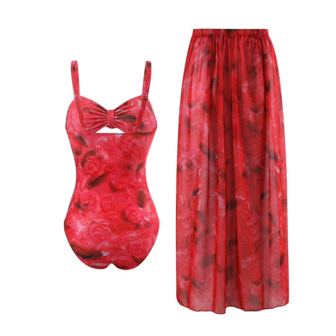 Damen Einteiler Badeanzug mit floralem Design und transparentem Überrock Echo Archiv