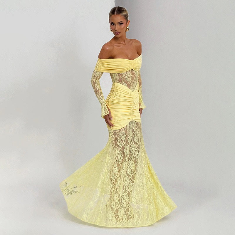 Damen Elegantes Langarm-Spitzenkleid mit Raffungen und schulterfreiem Design Echo Archiv