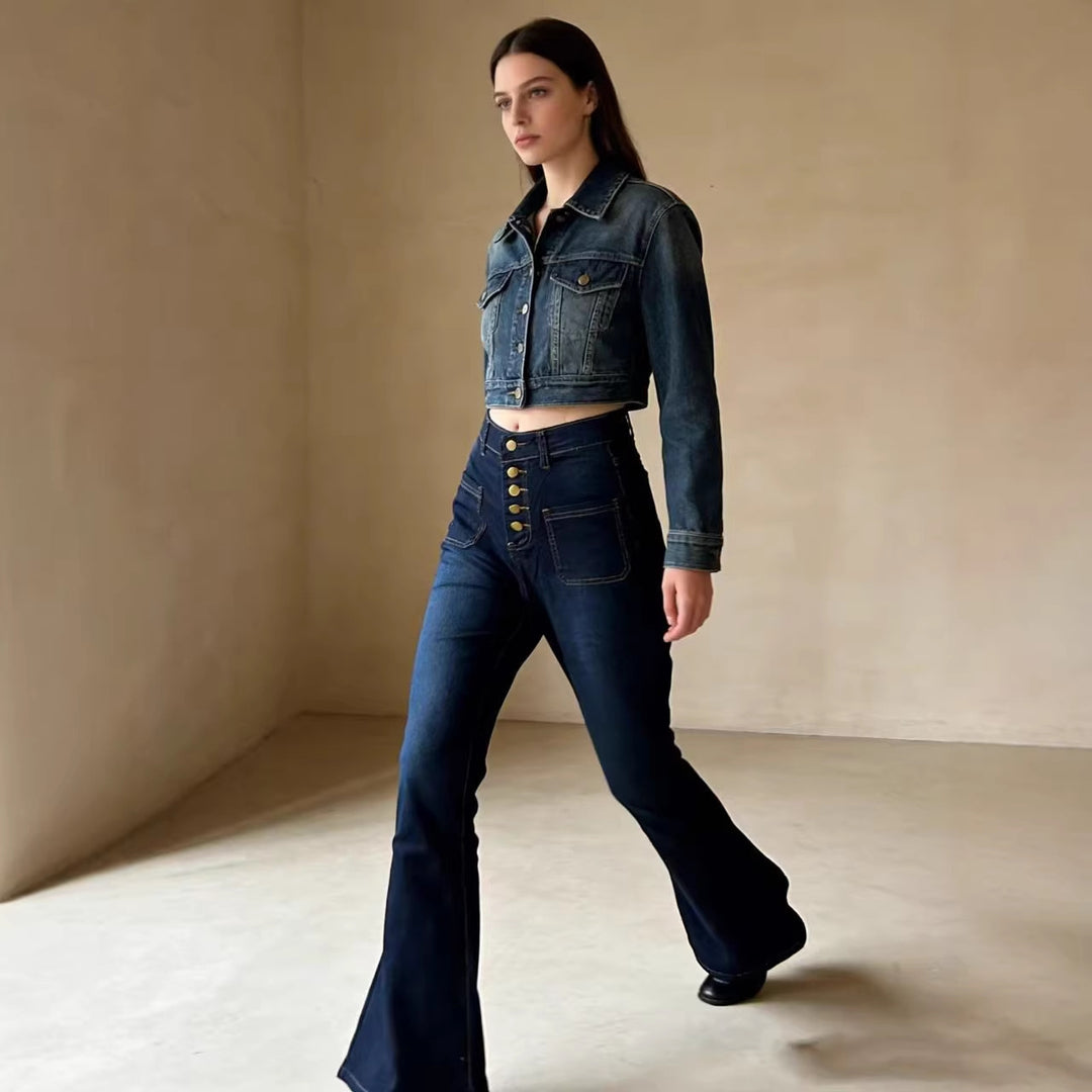 Damen Flared Jeans mit Knopfdetail und hohem Bund Echo Archiv