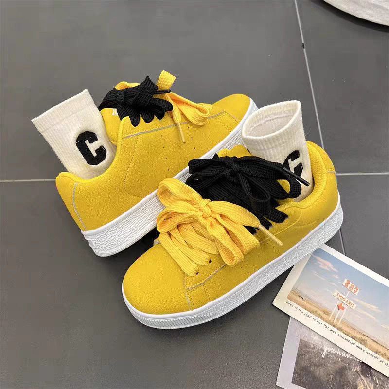Damen Sneakers aus qualitativ hochwertigem Wildleder mit bequemer Schnürung Echo Archiv