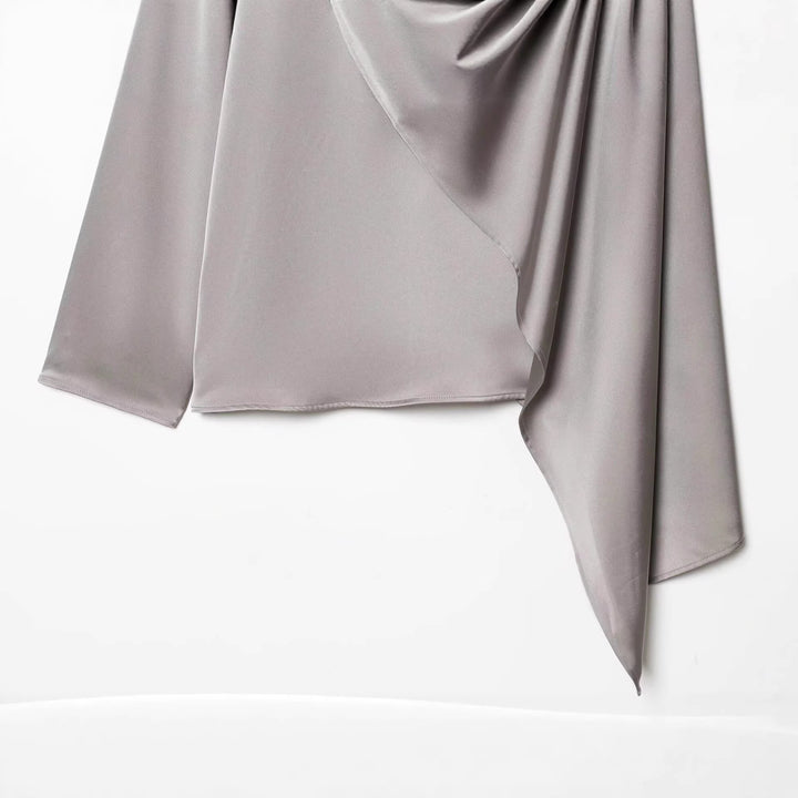 Damen Asymmetrische drapierte Satinbluse mit Wasserfallkragen Echoarchiv