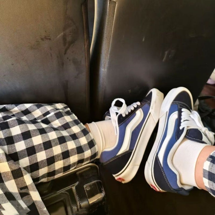 Damen Modische Sneakers mit trendiger Oberflächengestaltung Echo Archiv