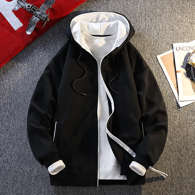 Herren modische Kapuzenjacke mit kontrastierenden Details Echoarchiv