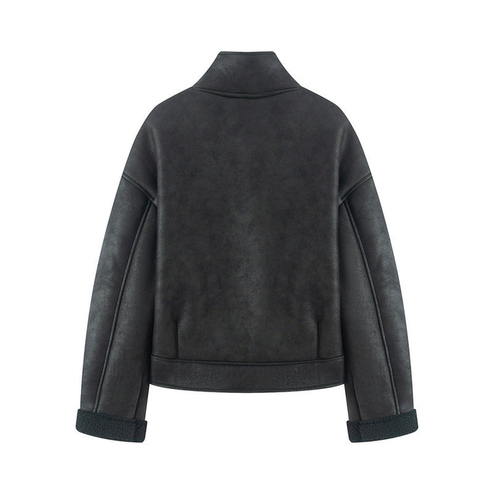 Damen kurze Lammfelloptik-Jacke mit hohem Stehkragen und geknöpfter Front – Célinea