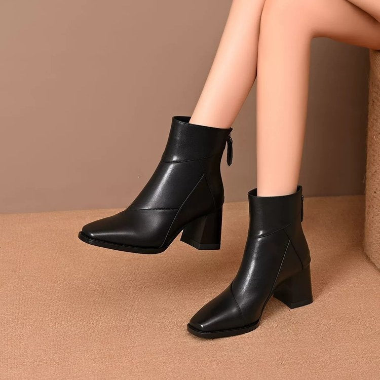 Damen Modische Stiefeletten mit Blockabsatz und spitzer Zehenpartie Echo Archiv