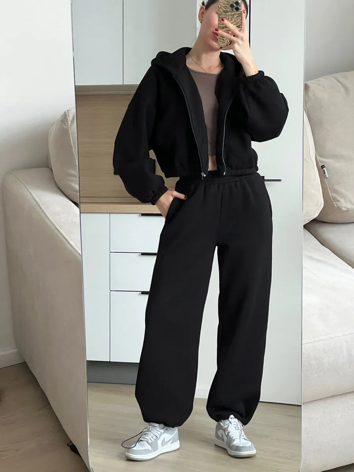 Damen Oversize Sweatset mit Reißverschluss Bomberjacke und Highwaist Jogginghose – Avérine