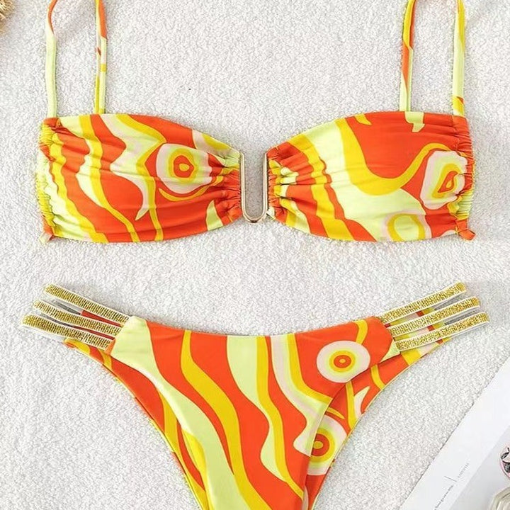 Damen Triangel-Bikini mit elegantem Raffungseffekt und modischen Akzenten Echo Archiv