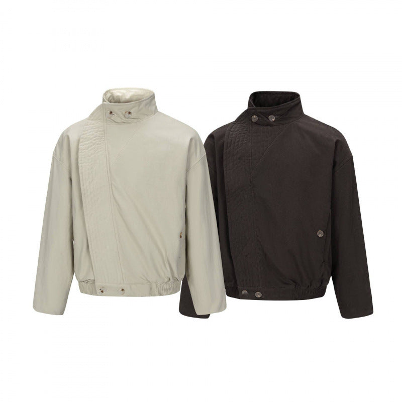 Herren Asymmetrische Kurzjacke mit Stehkragen, gesteppter Frontblende und elastischem Saum Echo Archiv