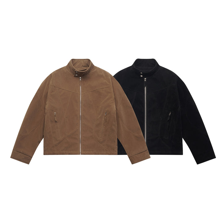 Herren Kurzblouson aus Velours‑Suede mit hohem Kragen und ergonomischer Nahtführung Echoarchiv