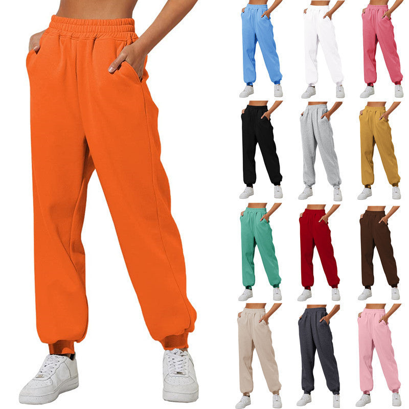 Damen nan lockere High‑Waist Jogginghose mit doppellagigem Komfortbund, seitlichen Eingrifftaschen und gerafften Knöchelbündchen Echo Archiv