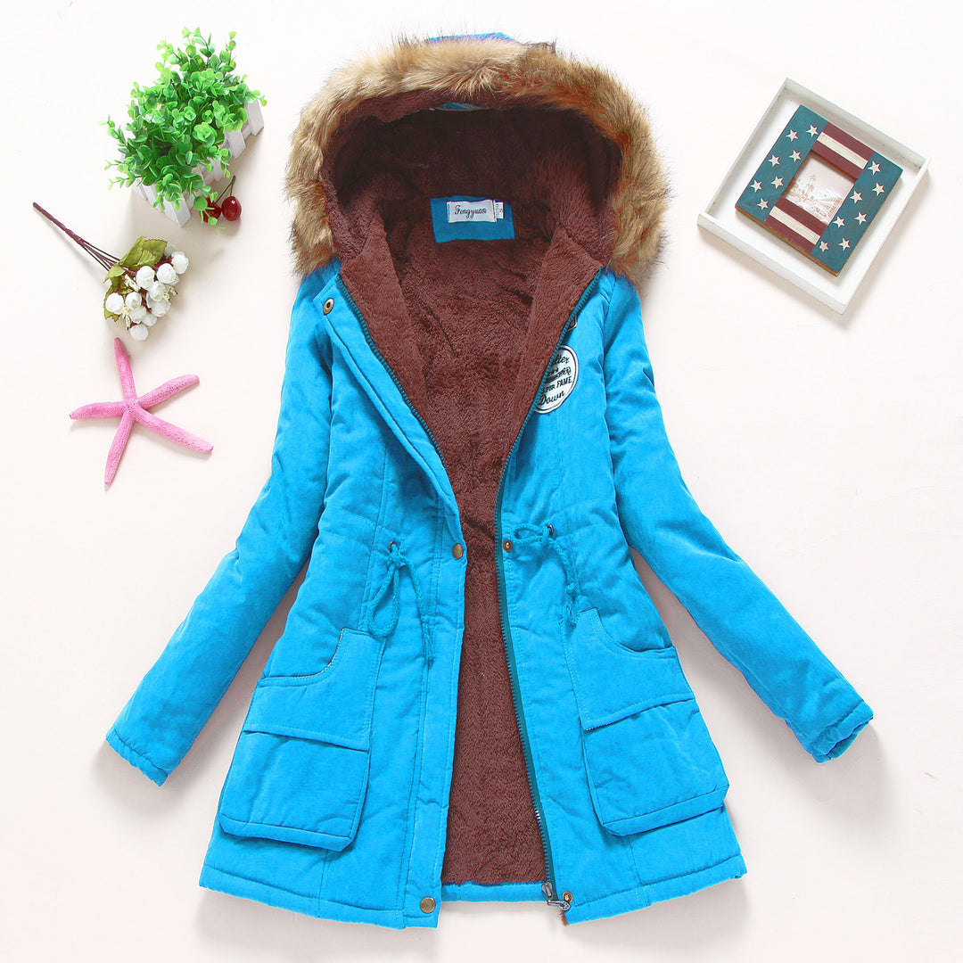 Damen taillierter Winterparka mit Teddyfutter Kunstfellkapuze und Tunnelzug – Avérine