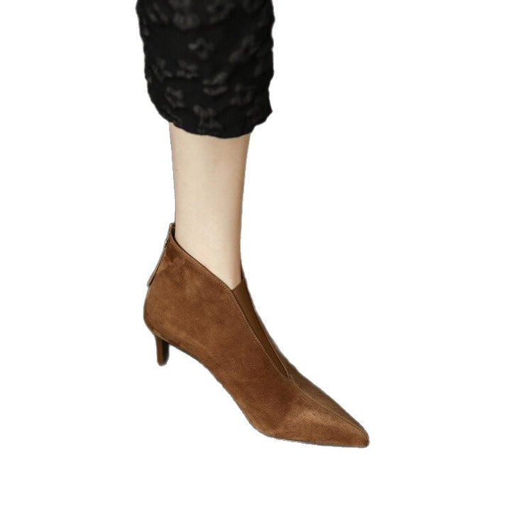 Damen Elegante spitze Stiefeletten mit raffinierter Fersenöffnung Echo Archiv
